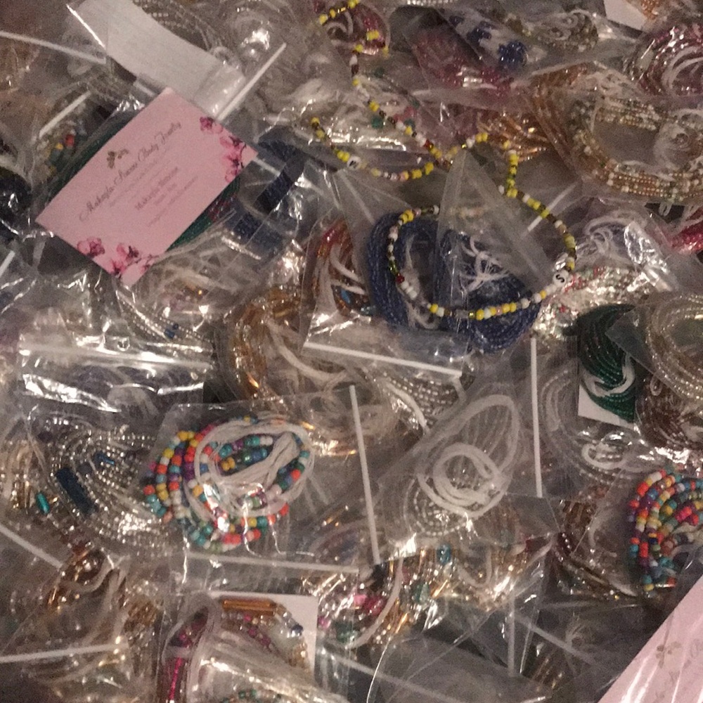 Waist beads